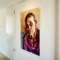 Portrait "Die Dame vom Archipel" (Myanmar Projekt 2015), auf Diasec von Fotograf Nino Strauch