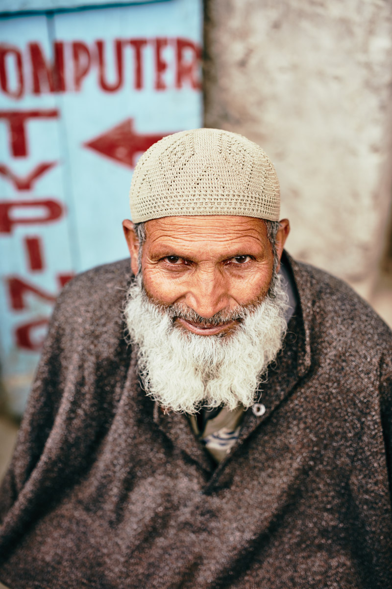 Nahaufnahme von Mann mit langem Bart in Kargil/ Ladakh/ Indien, 2018