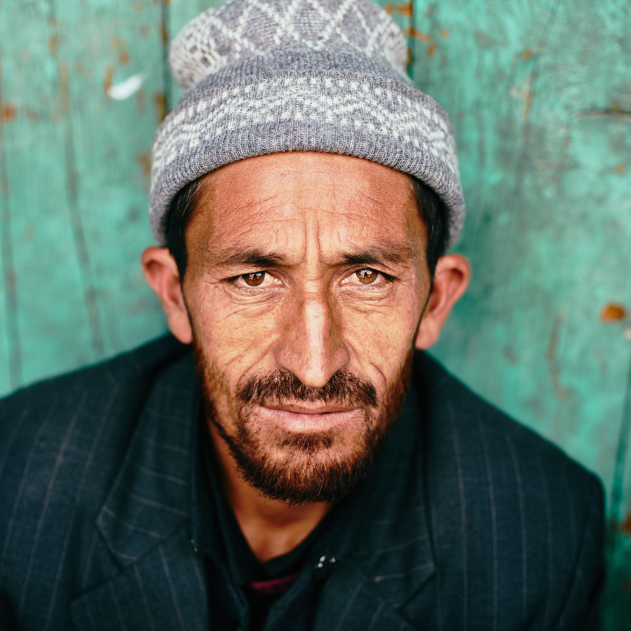 Portrait eines Mannes mit grauer Mütze in Kargil/ Ladakh/ Indien, 2018