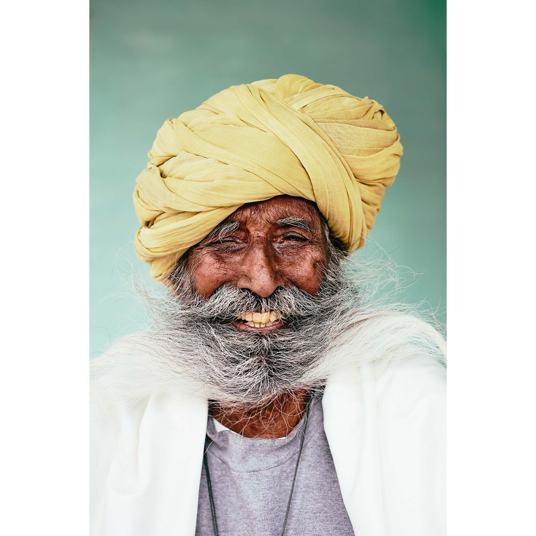 Portrait, lachender Inder | Nino Strauch Fotograf Tübingen | limitierter Kunstdruck
